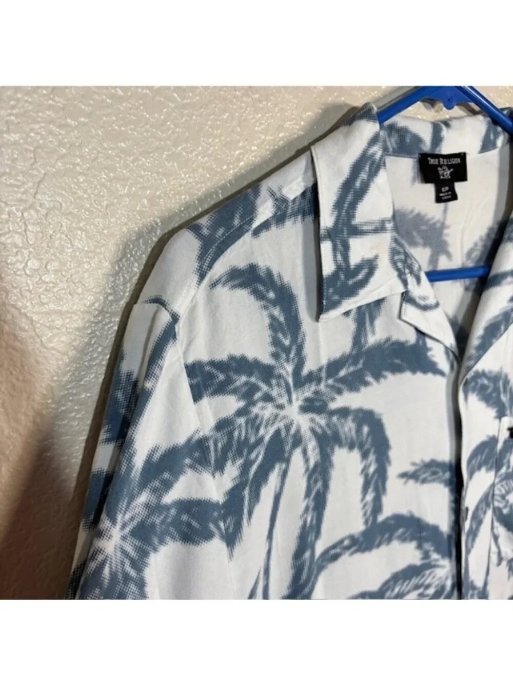 True Religion Hawaiian Shirt Mens Small Casual Short Sleeve Button Viscose